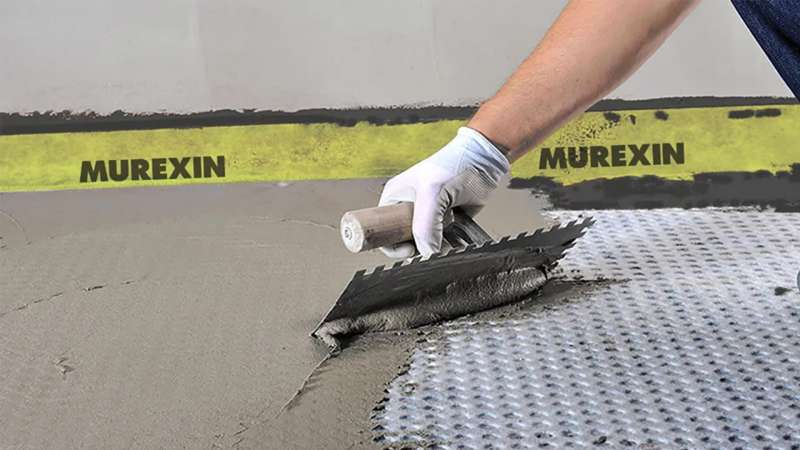 A Murexin WDM 100 Vízszigetelő- és feszültségmentesítő membrán beépítése